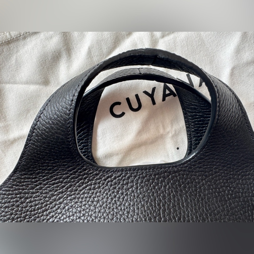 NEW Cuyana Mini System Tote in Black Pebbled Leather - Picture 6 of 12